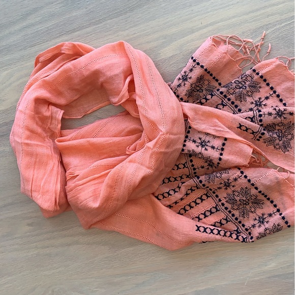 Prana fringed and embroidered scarf/wrap. - Picture 1 of 5